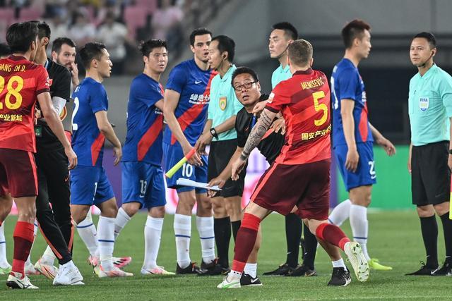 胡金秋27+13赵岩昊21分 广厦终结青岛4连胜